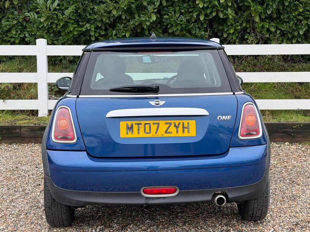 2007 MINI Hatch thumbnail 10