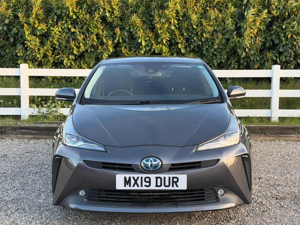 2019 Toyota Prius thumbnail 4
