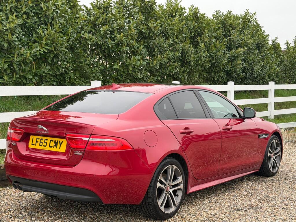 2015 Jaguar XE thumbnail 14
