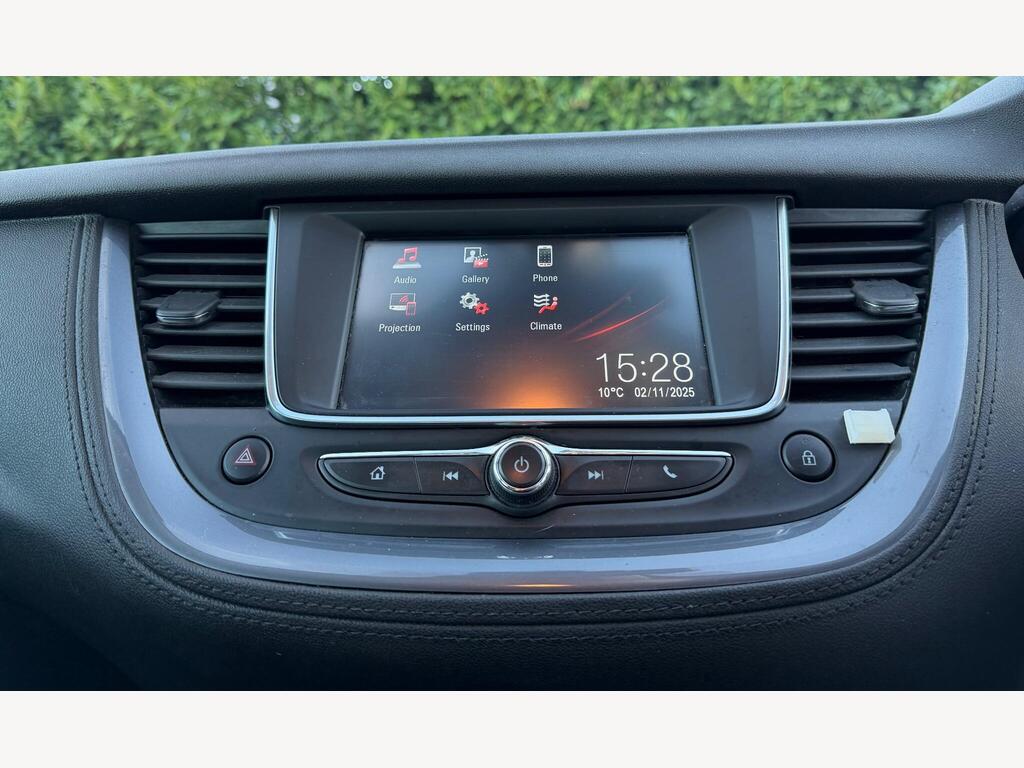 Vauxhall Grandland X 1.2 Turbo SE Euro 6 (s/s) 5dr thumbnail 31