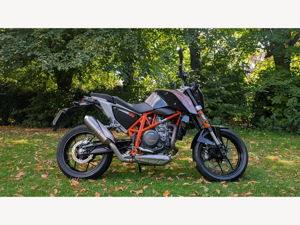 KTM 690 Duke
