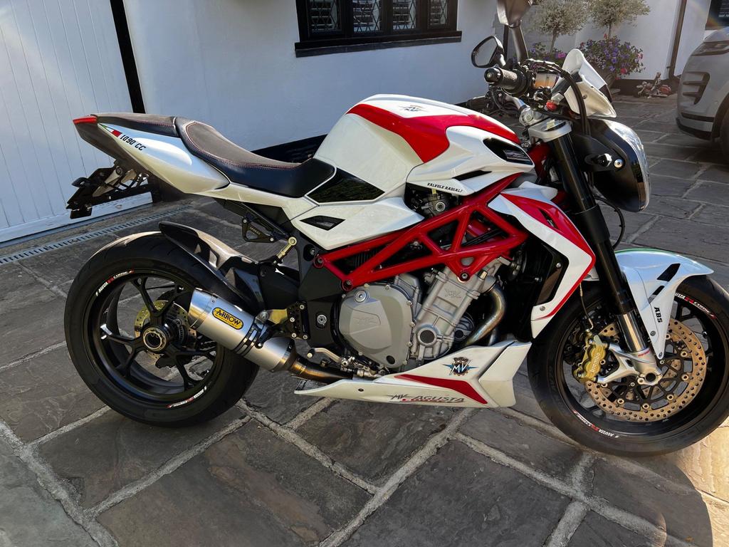 Used Mv Agusta Brutale Naked 1090 Naked in Banstead Surrey