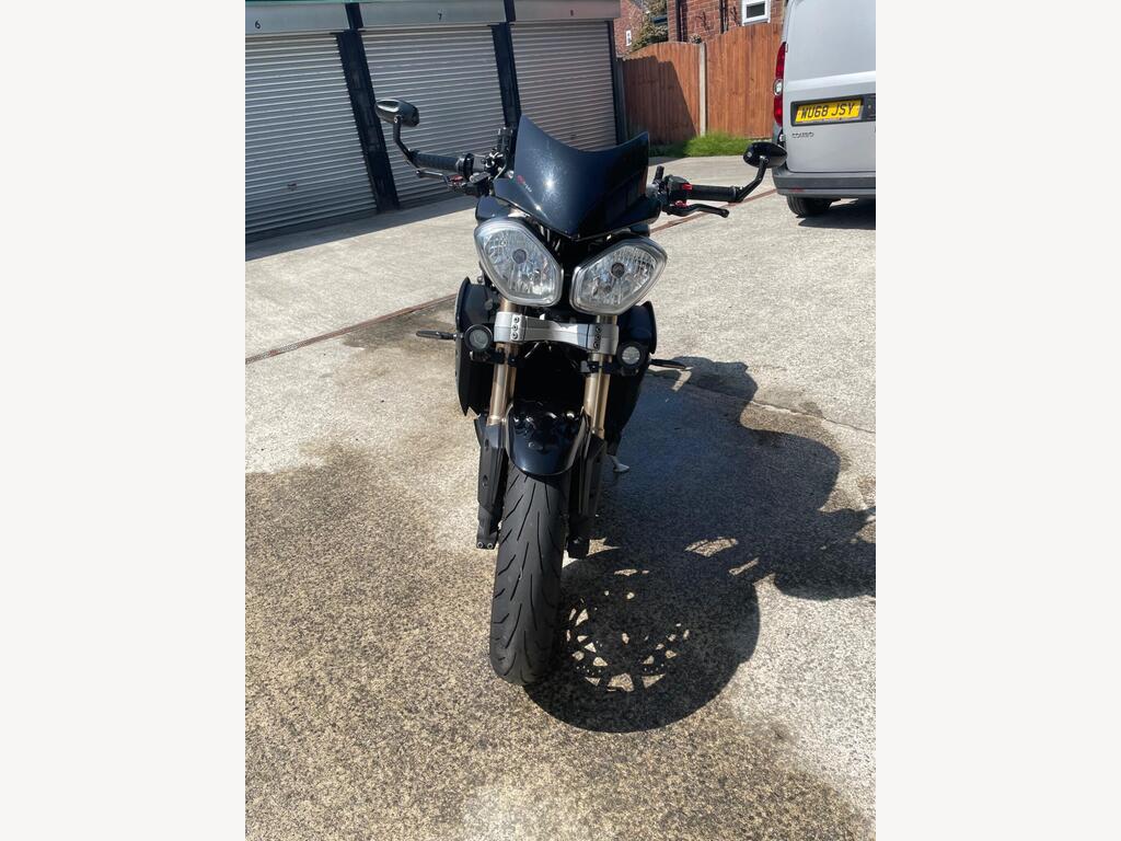 Triumph Speed Triple 1050