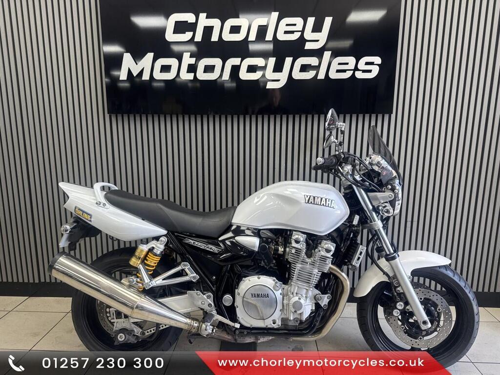 Yamaha XJR1300