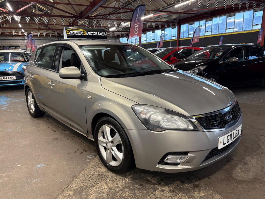 Kia Ceed Hatchback 1.6 CRDi EcoDynamics 2 Euro 5 (s/s) 5dr