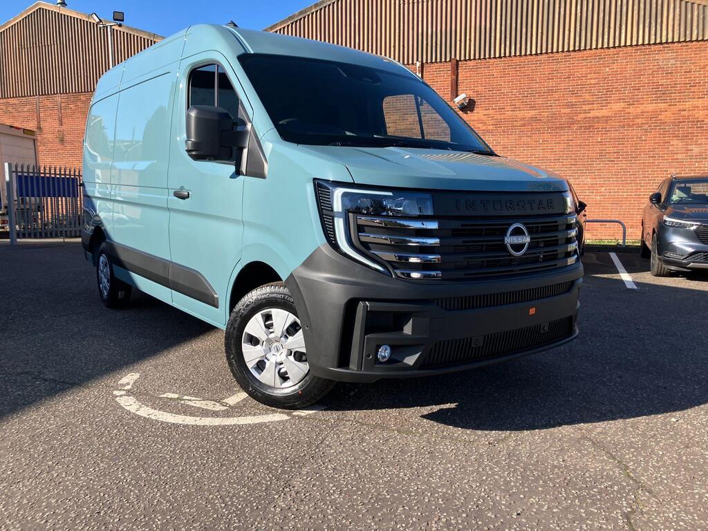 Nissan Interstar