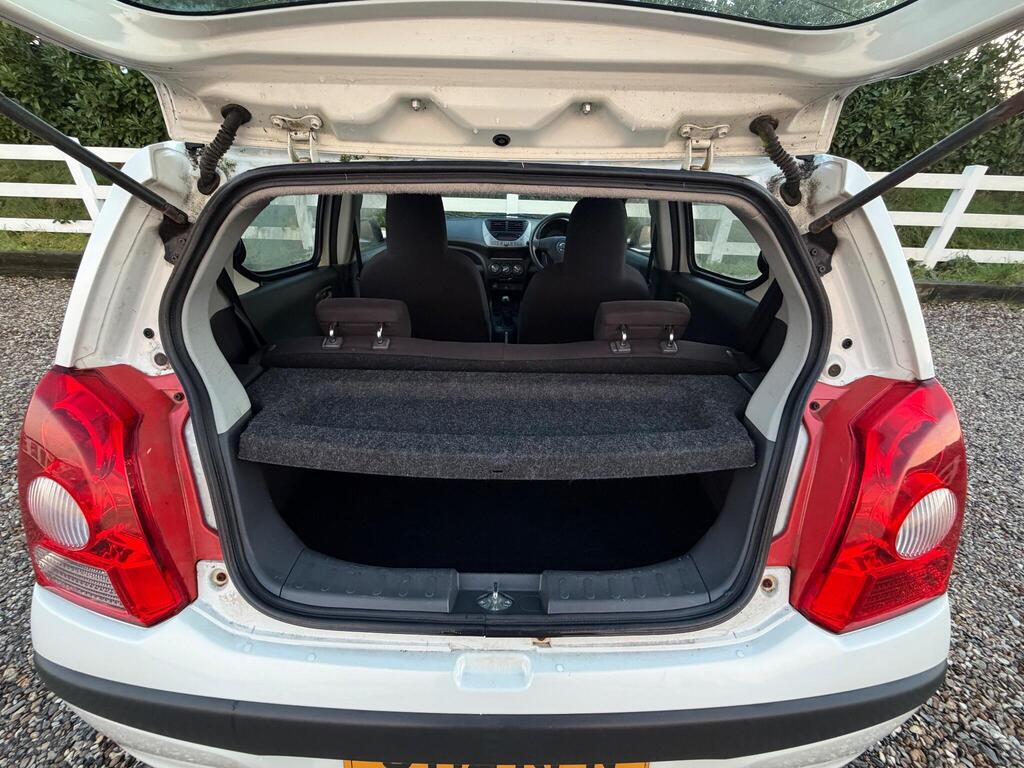 2012 Nissan Pixo thumbnail 21