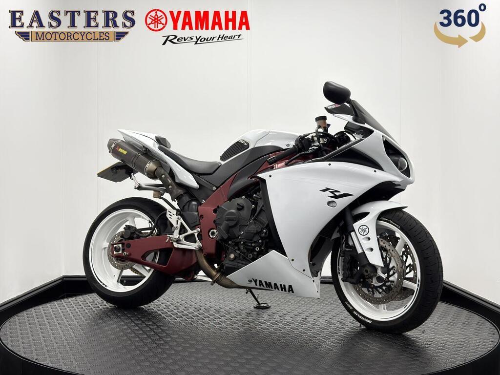 Yamaha R1