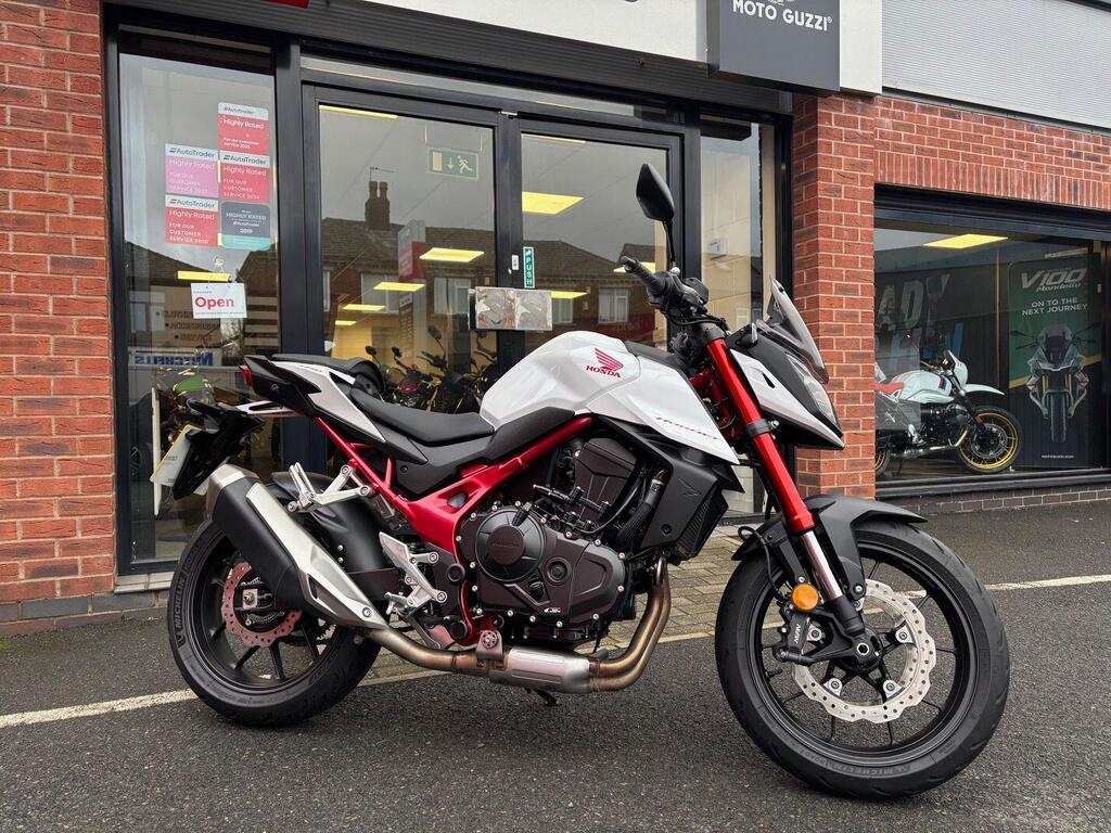 Honda CB750 Hornet