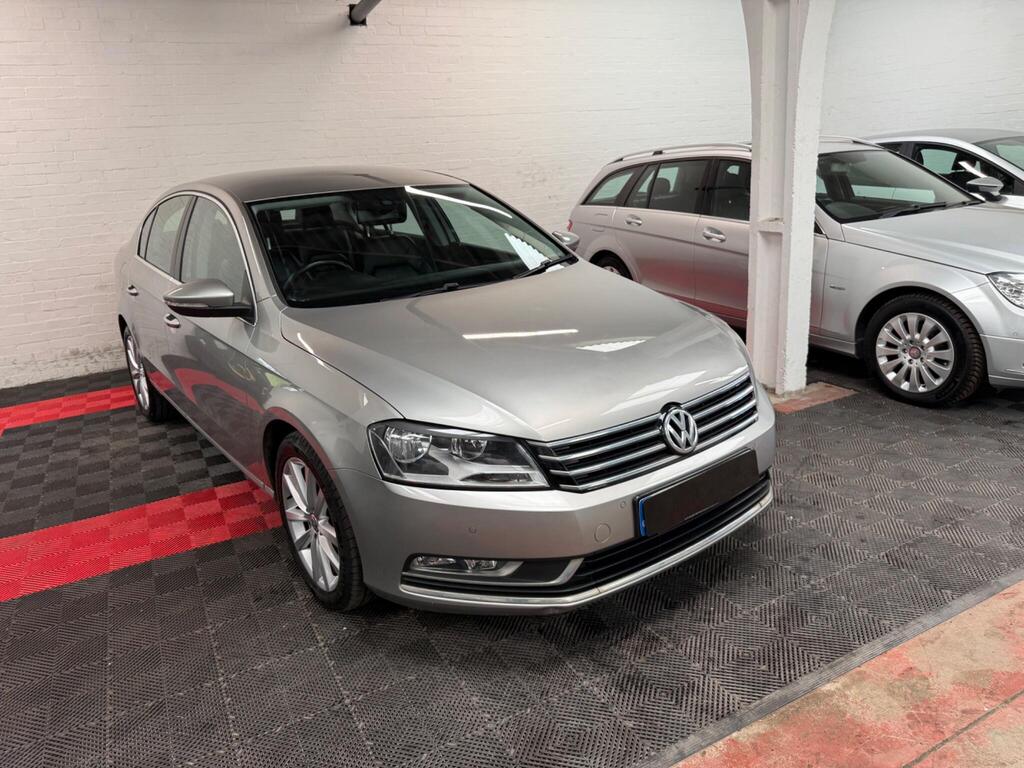 Volkswagen Passat Saloon 2.0 TDI BlueMotion Tech Executive Euro 5 (s/s) 4dr