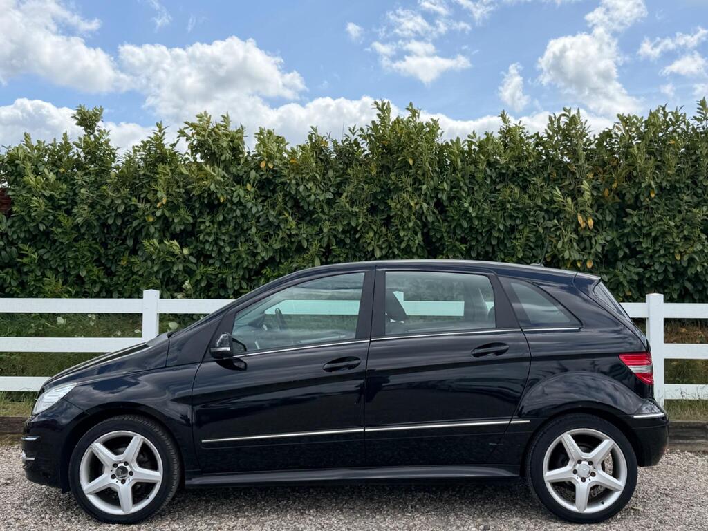 2011 Mercedes-Benz B Class thumbnail 8