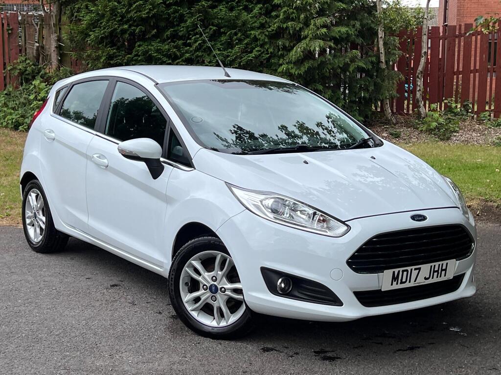 Ford Fiesta Hatchback 1.0T EcoBoost Zetec Euro 6 (s/s) 5dr