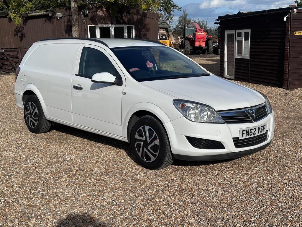Vauxhall Astra Van Car Derived Van 1.7 CDTi ecoFLEX 16v Club FWD L1 H1 3dr