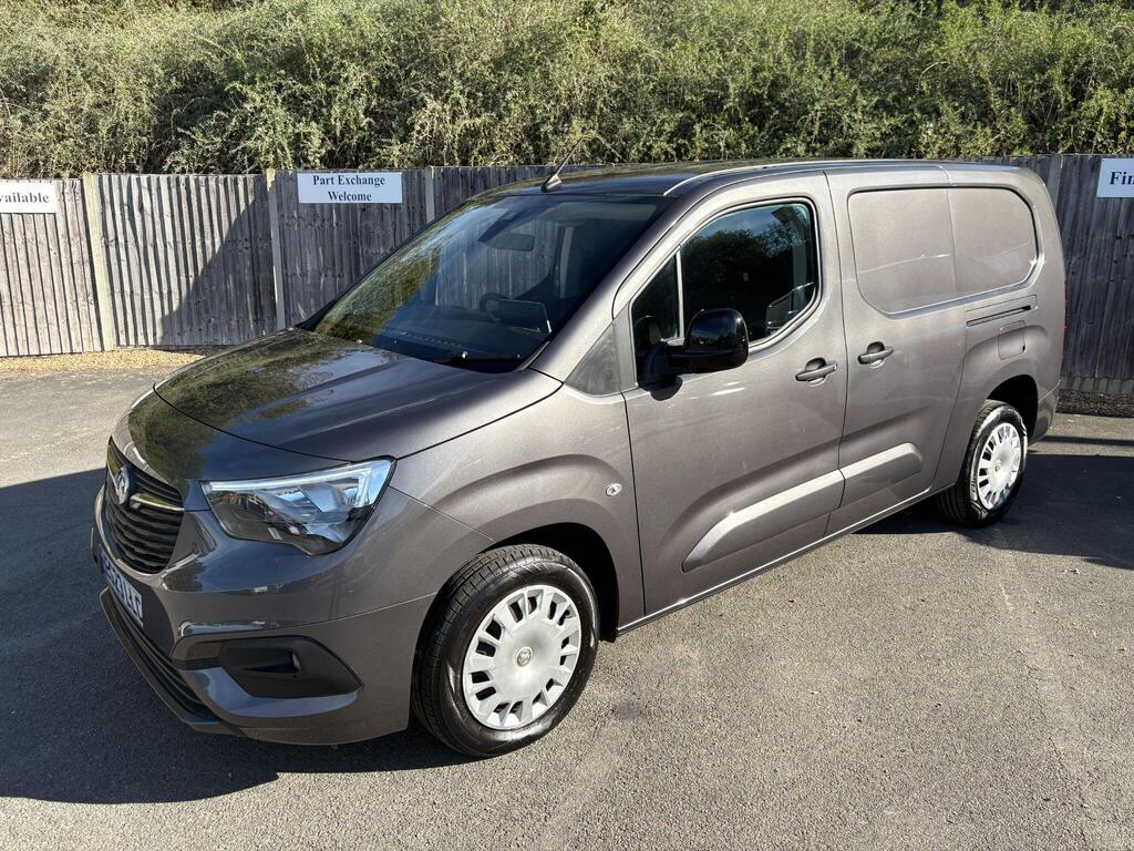 Vauxhall Combo Panel Van 1.5 Turbo D 2300 Pro L2 H1 Euro 6 (s/s) 6dr
