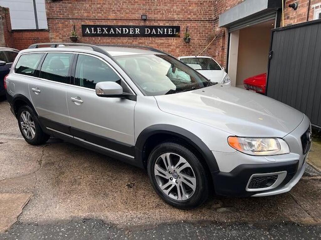 Volvo XC70 Estate 2.4 D5 SE Lux Geartronic AWD Euro 5 5dr