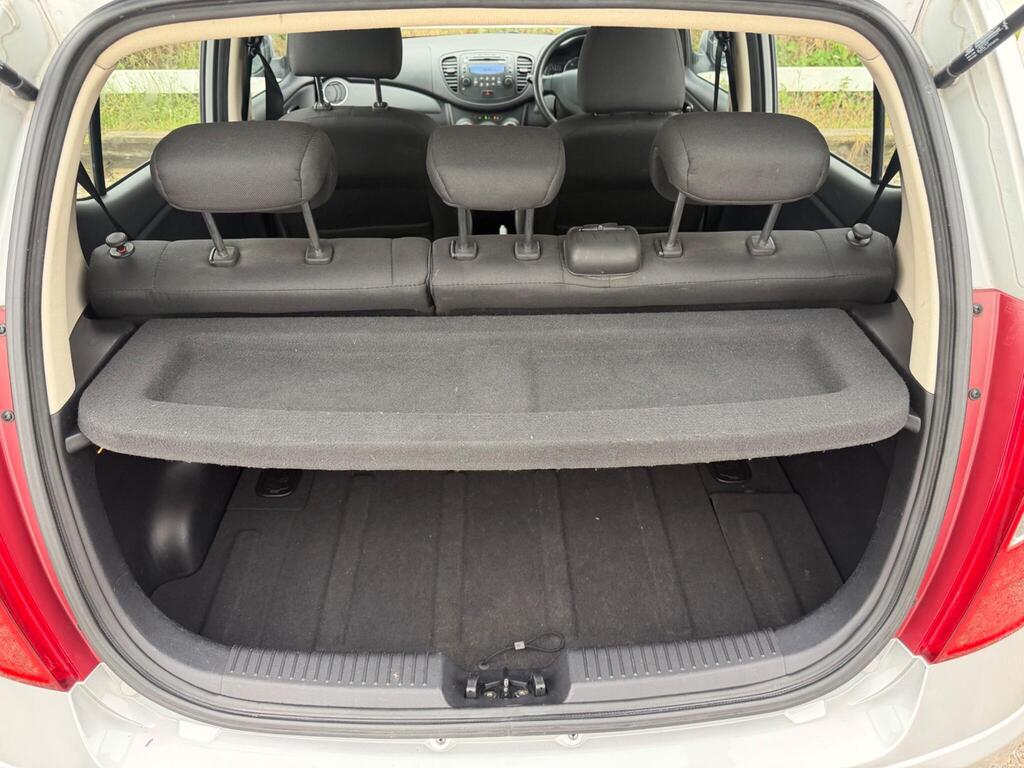 2013 Hyundai i10 thumbnail 18