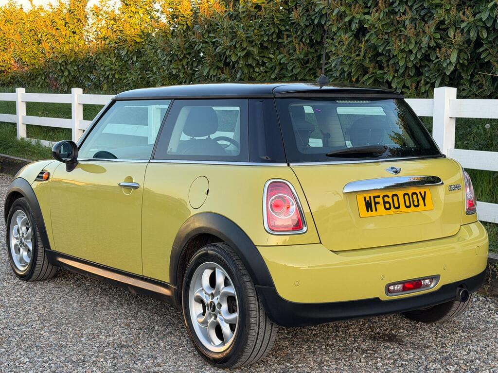 2010 MINI Hatch thumbnail 9