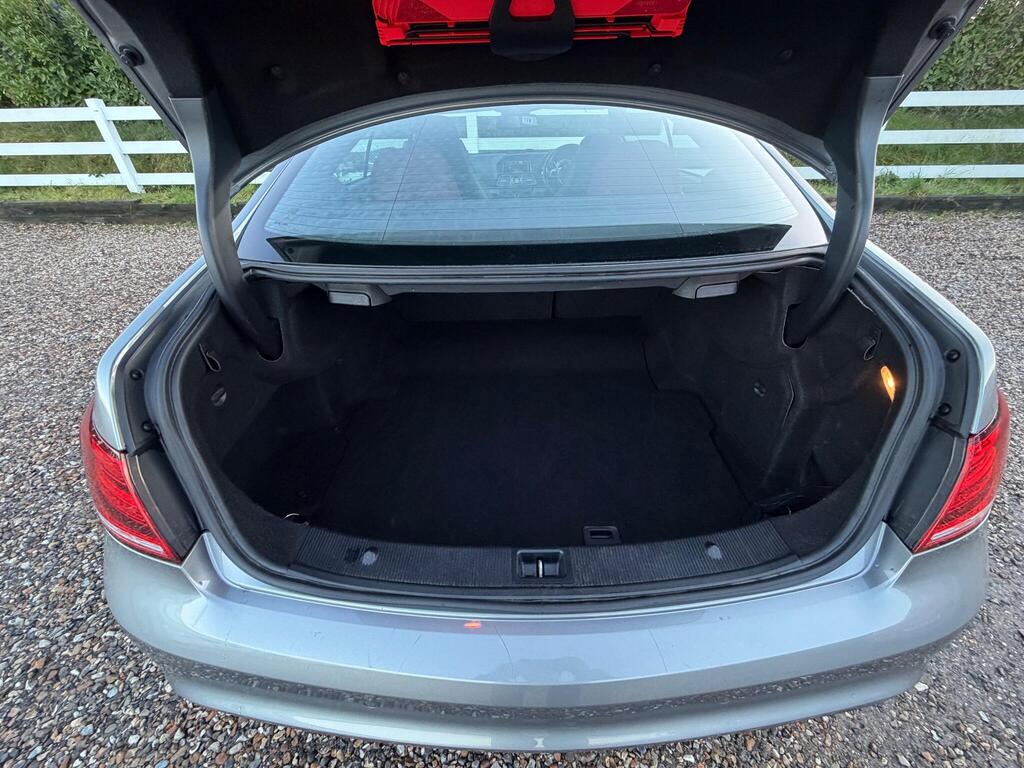 2015 Mercedes-Benz E Class thumbnail 29