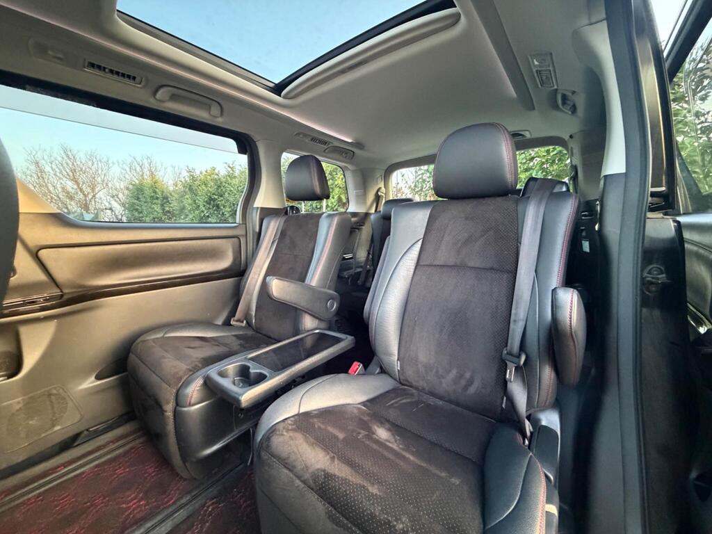 2013 Toyota Vellfire thumbnail 51