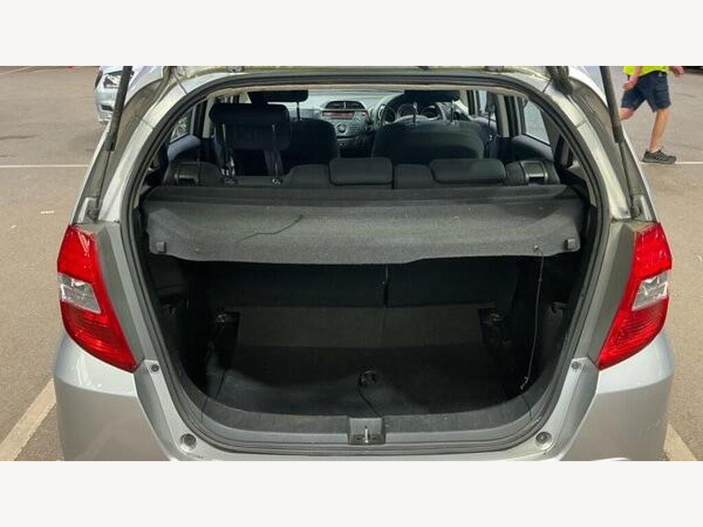 2013 Honda Jazz thumbnail 13