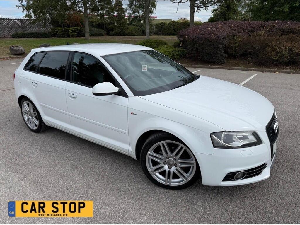 Audi A3 Hatchback 1.6 TDI S line Sportback Euro 5 (s/s) 5dr