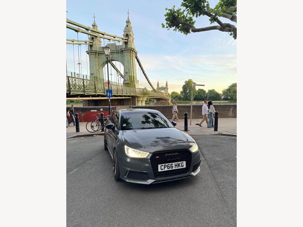 Audi S1