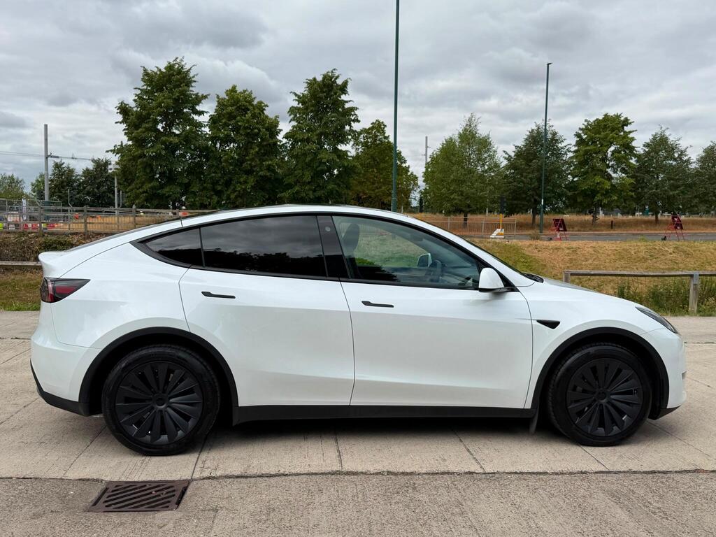 Tesla Model Y SUV Auto RWD 5dr