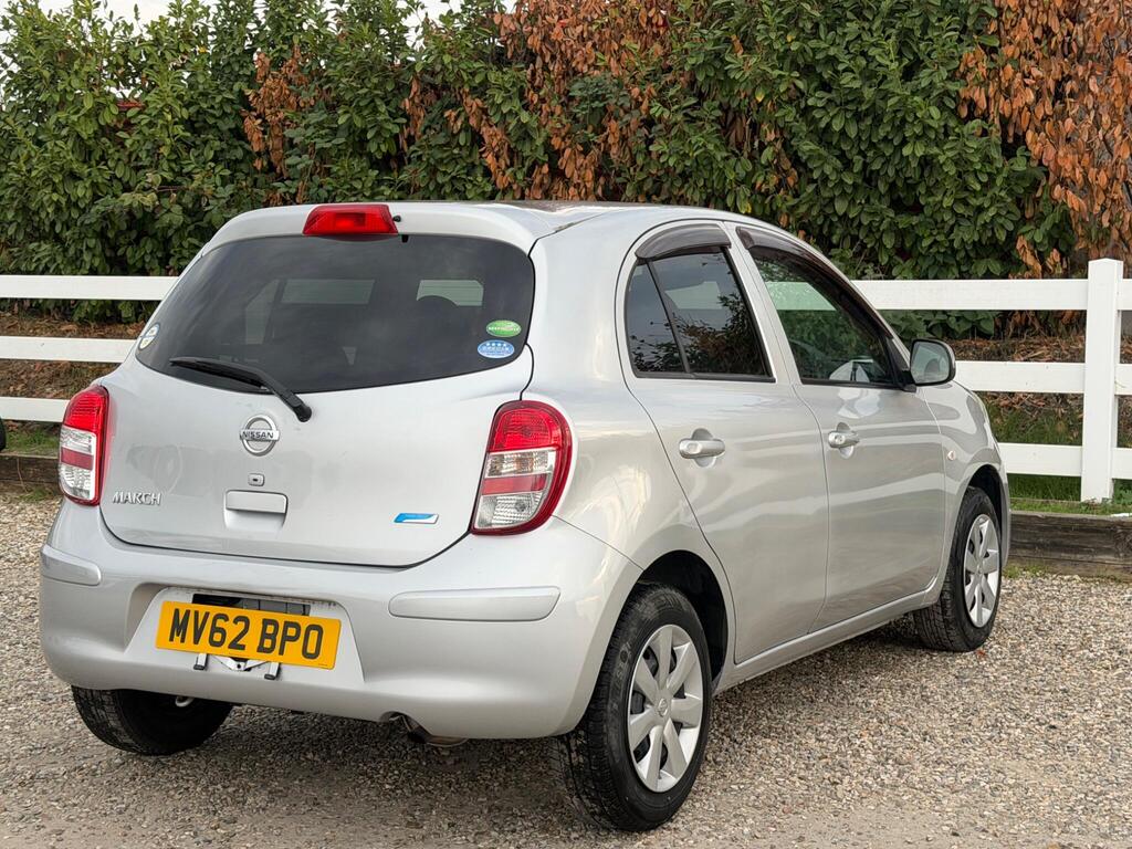 2012 Nissan Micra thumbnail 14