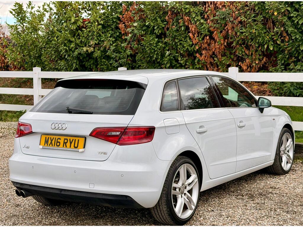 2016 Audi A3 thumbnail 15