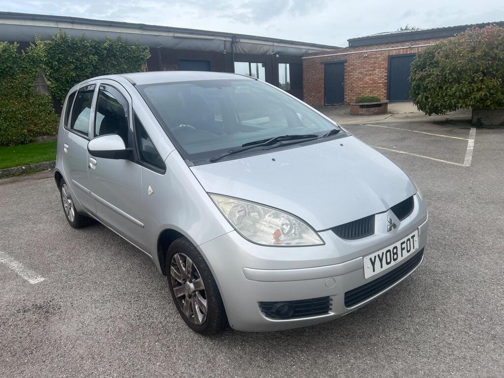 Mitsubishi Colt Hatchback 1.5 DI-D CZ2 5dr