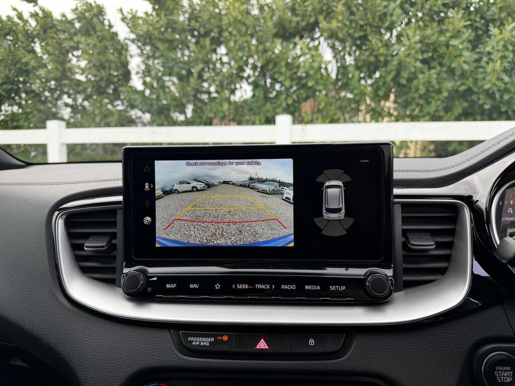 2023 Kia ProCeed thumbnail 31