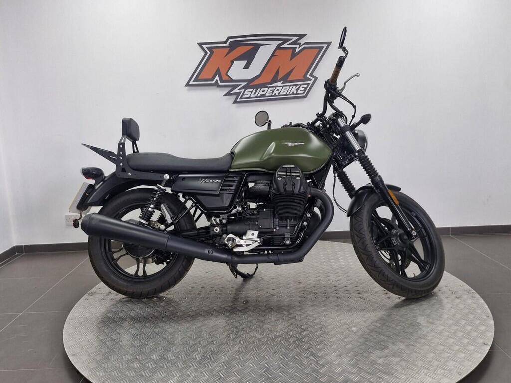 Moto Guzzi V7