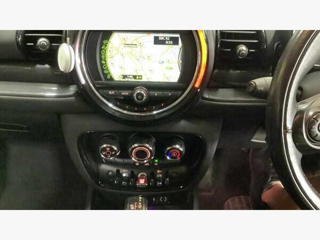 2017 MINI Clubman thumbnail 2