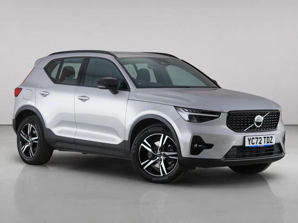 2022 Volvo XC40