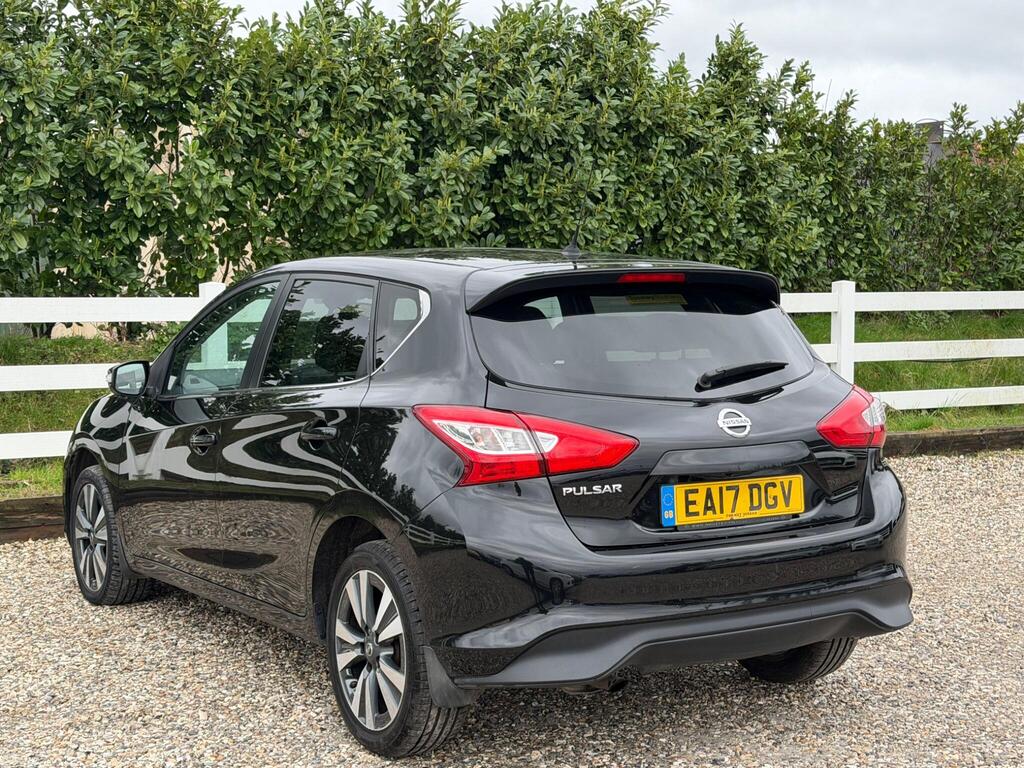 2017 Nissan Pulsar thumbnail 8