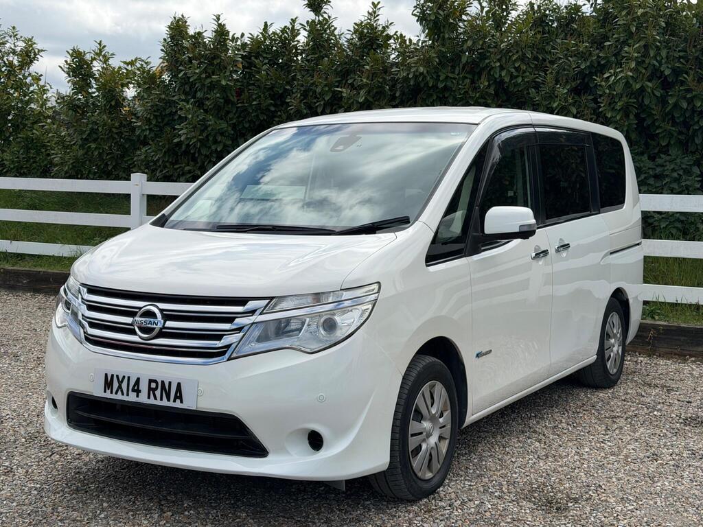 2014 Nissan Serena thumbnail 8