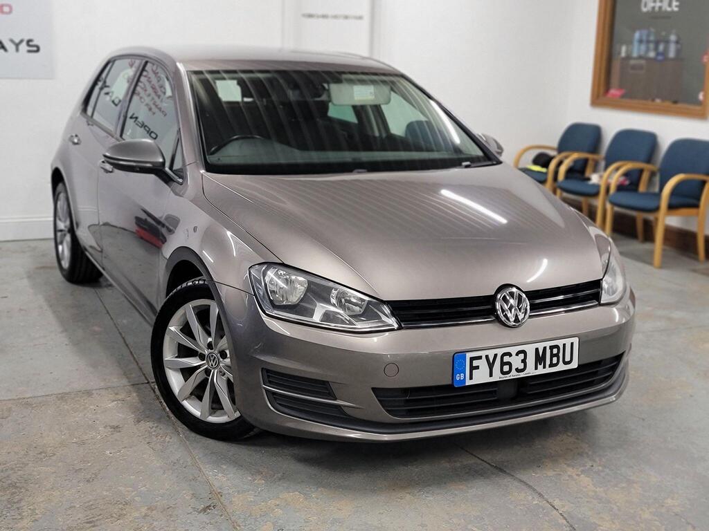 Volkswagen Golf Hatchback 1.6 TDI BlueMotion Tech SE Euro 5 (s/s) 5dr