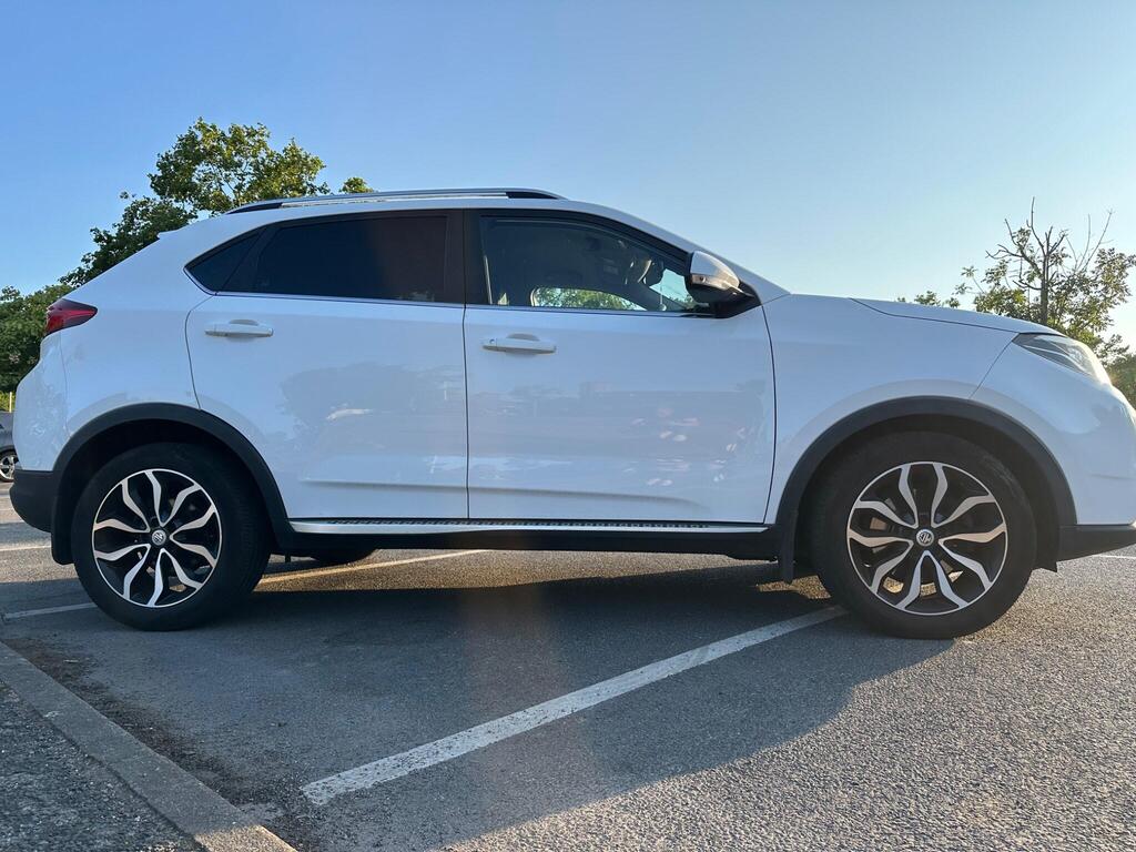 MG GS