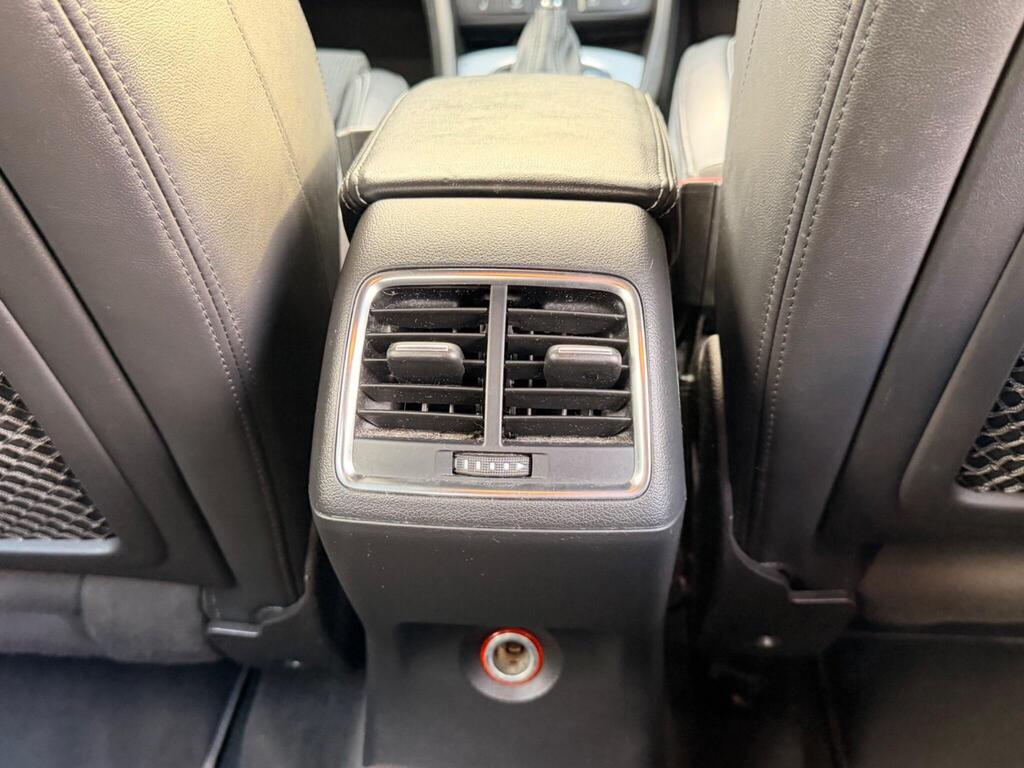 2013 Audi Q3 thumbnail 35