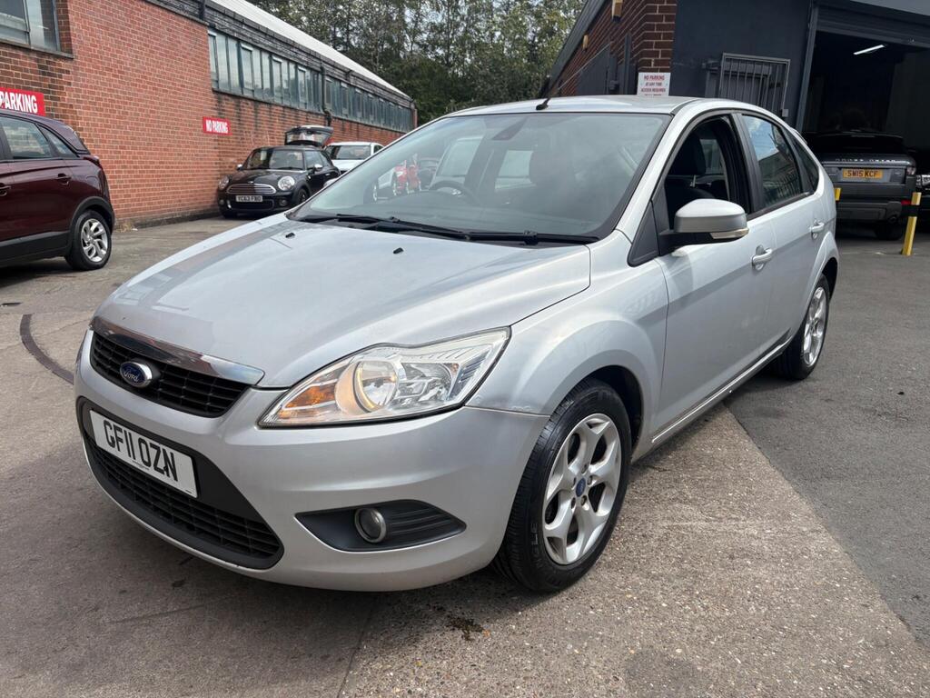 Ford Focus Hatchback 1.6 Sport 5dr