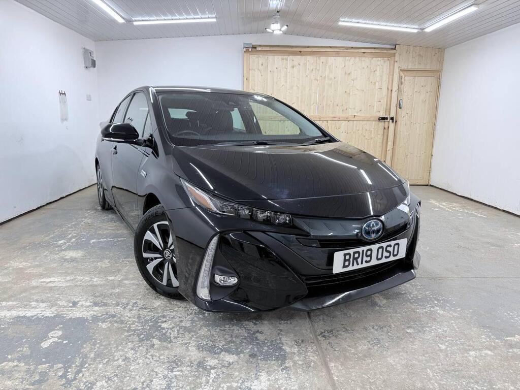 Toyota Prius Hatchback 1.8 VVT 8.8kWh Business Edition Plus Hatchback 5dr Petrol Plug-in Hybrid CVT Euro 6 (s/s) (122 ps)