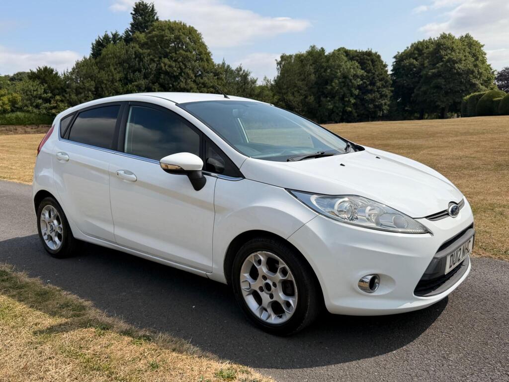 Ford Fiesta Hatchback 1.25 Zetec 5dr