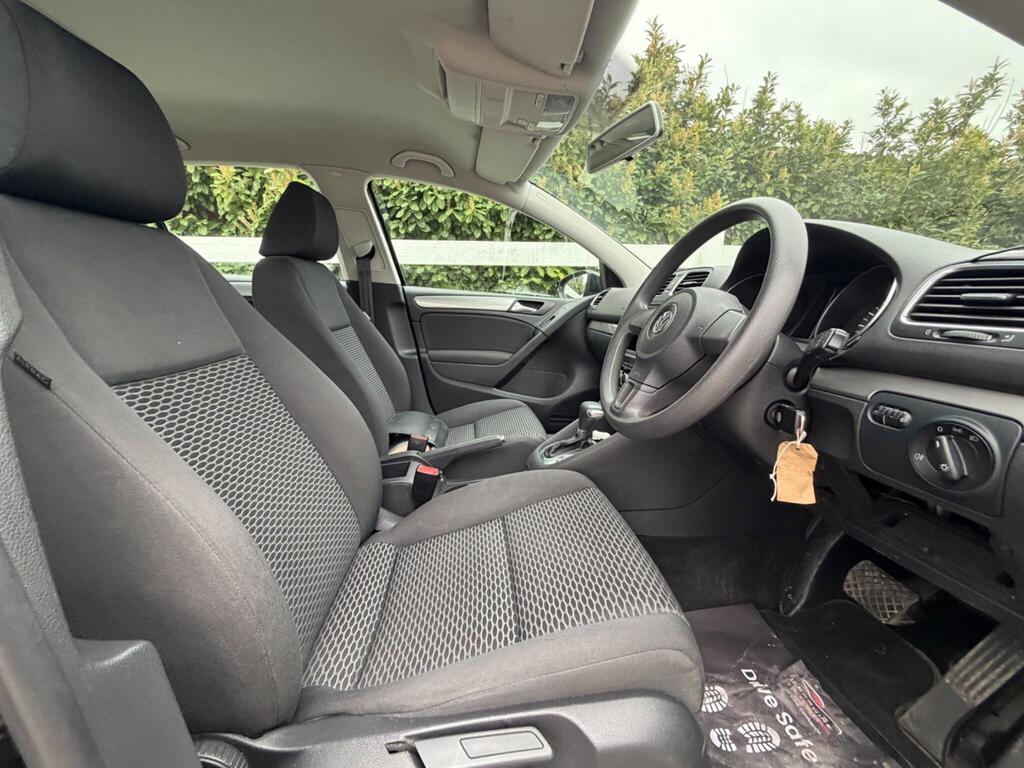 2009 Volkswagen Golf thumbnail 18