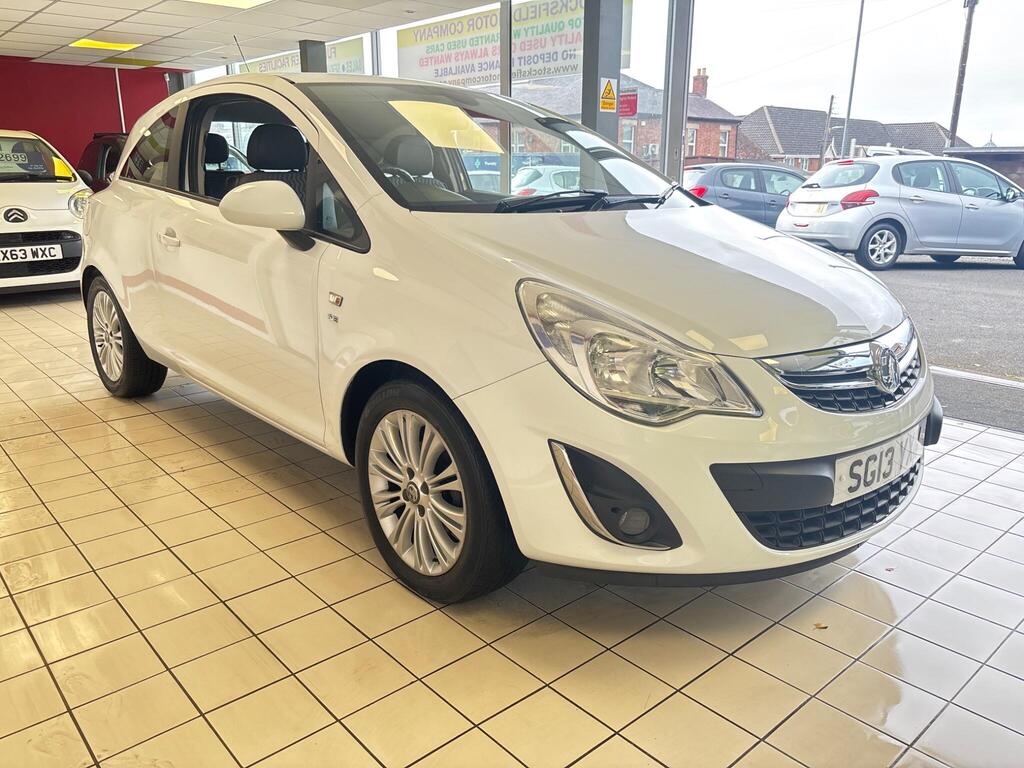 Vauxhall Corsa Hatchback 1.2 16V SE Euro 5 3dr