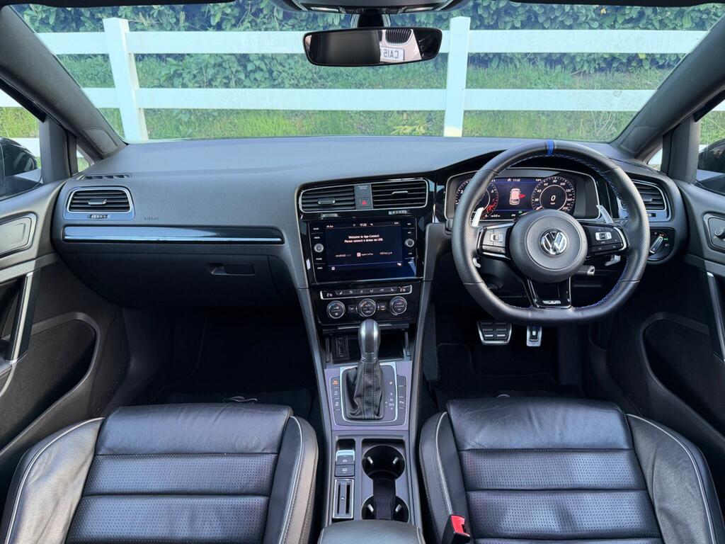 2019 Volkswagen Golf thumbnail 18