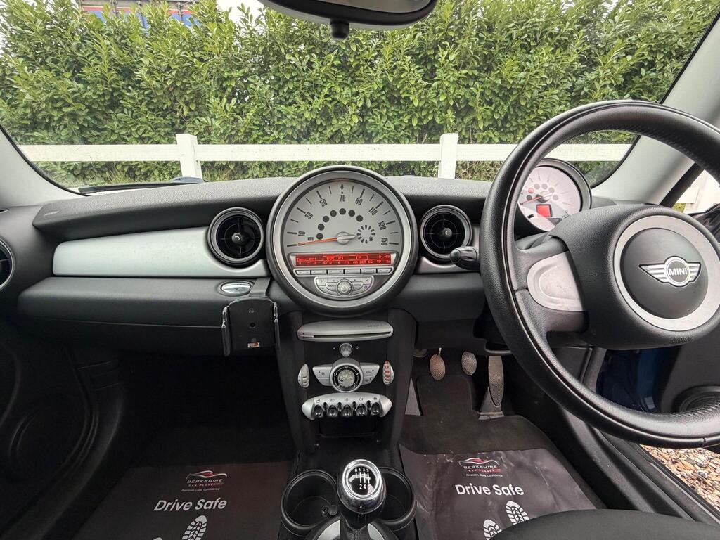 2007 MINI Hatch thumbnail 15