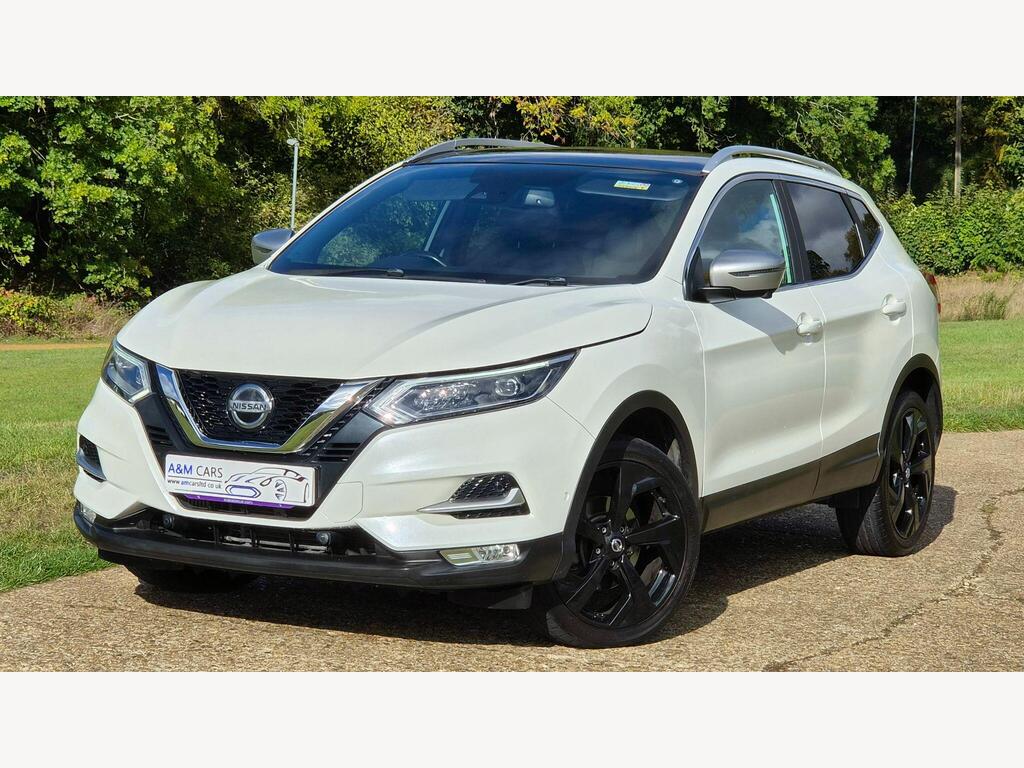 Nissan Qashqai SUV 1.6 dCi Tekna+ XTRON Euro 6 (s/s) 5dr
