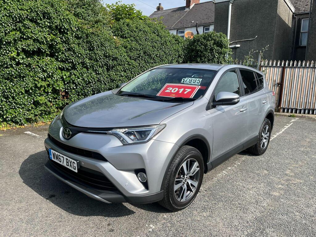 Toyota RAV4 SUV 2.0 D-4D Business Edition Euro 6 (s/s) 5dr (Safety Sense, Nav)