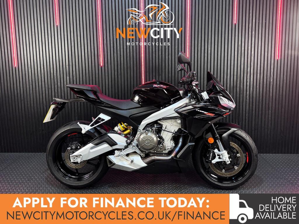 Aprilia Tuono 660