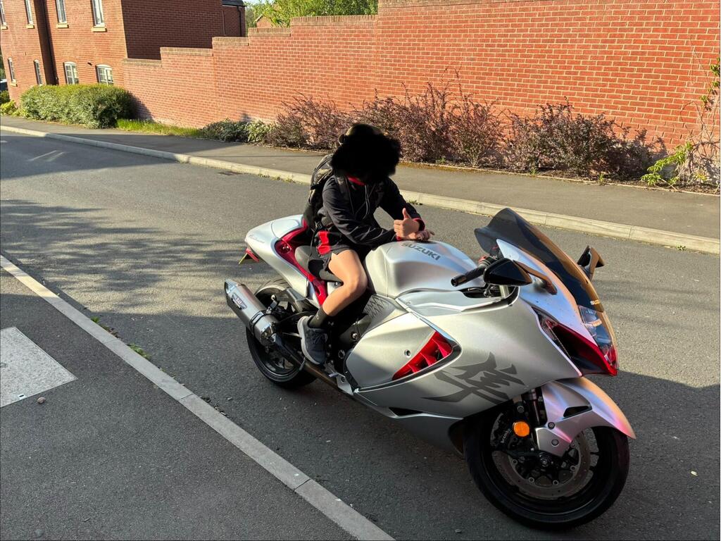 Suzuki GSX1300R Hayabusa